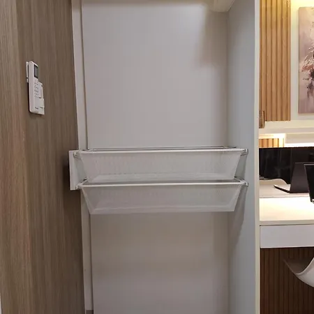 Velvet Room Near Moa With A Cozy, Comfy Bed Manila Exterior photo