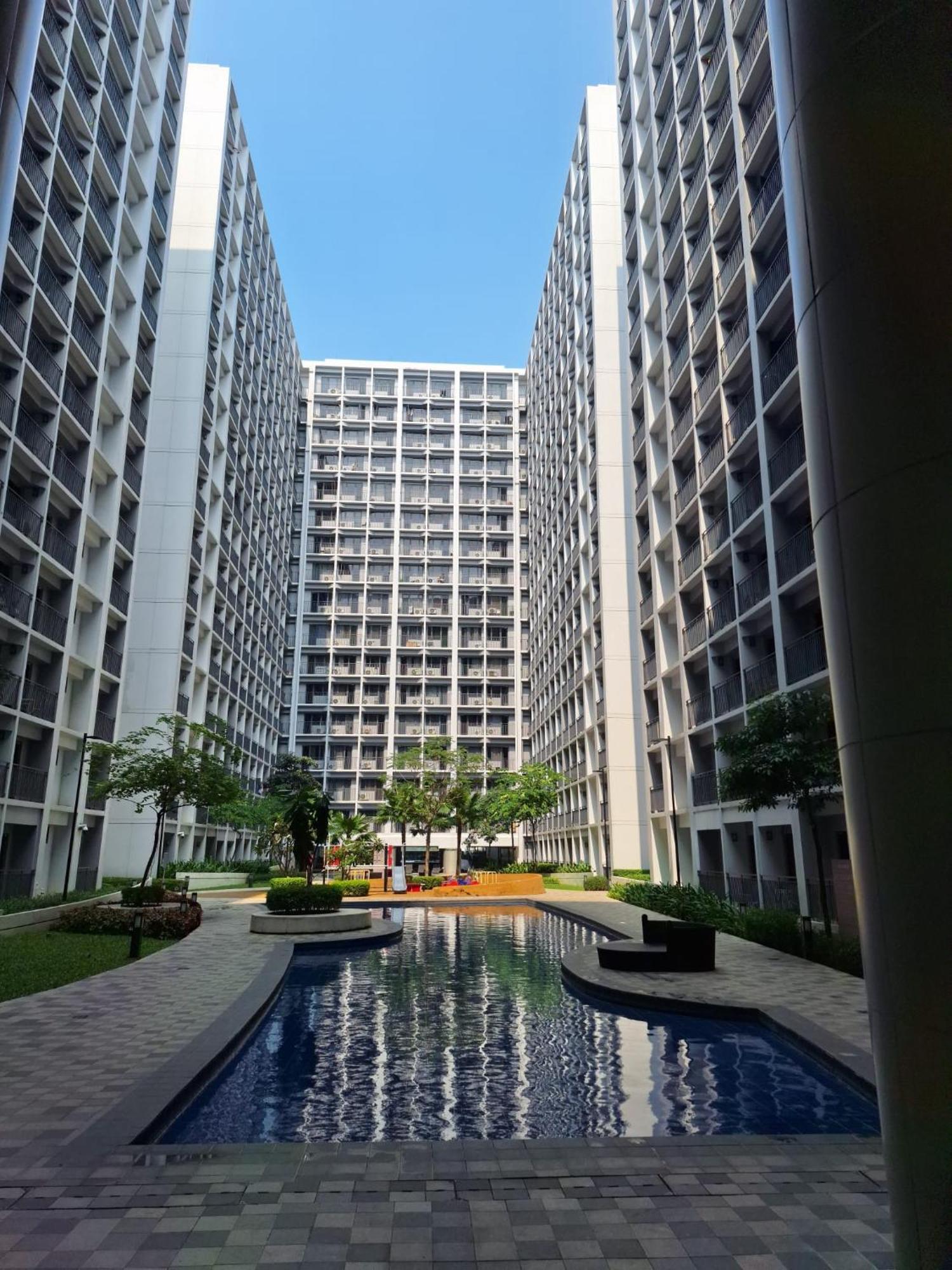 Velvet Near Moa With A Cozy, Comfy Bed Apartment Manila