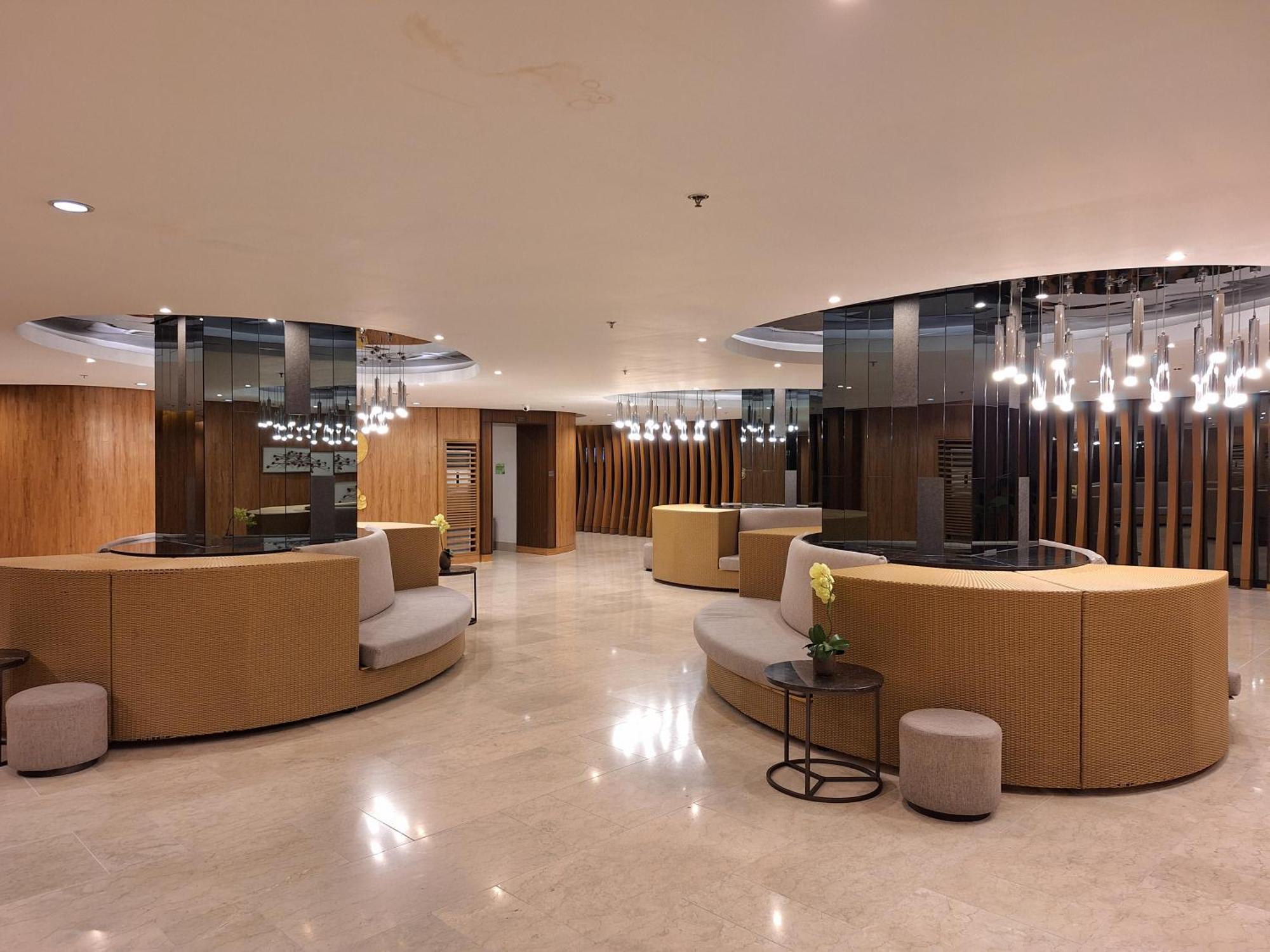 Velvet Near Moa With A Cozy, Comfy Bed Apartment