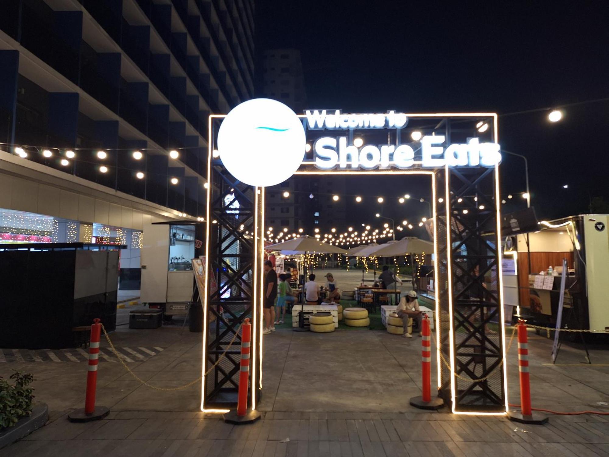 Velvet Near Moa With A Cozy, Comfy Bed Apartment Manila