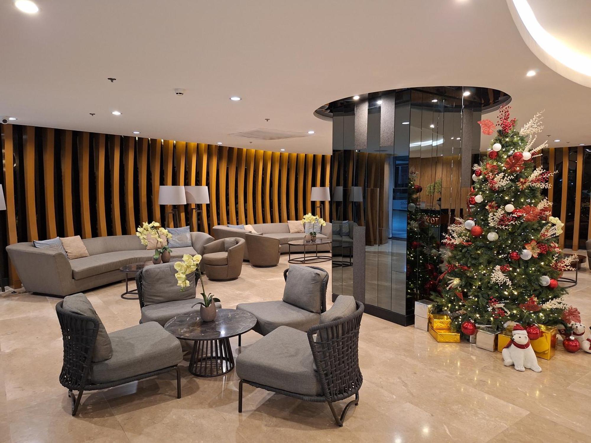 Velvet Near Moa With A Cozy, Comfy Bed Manila